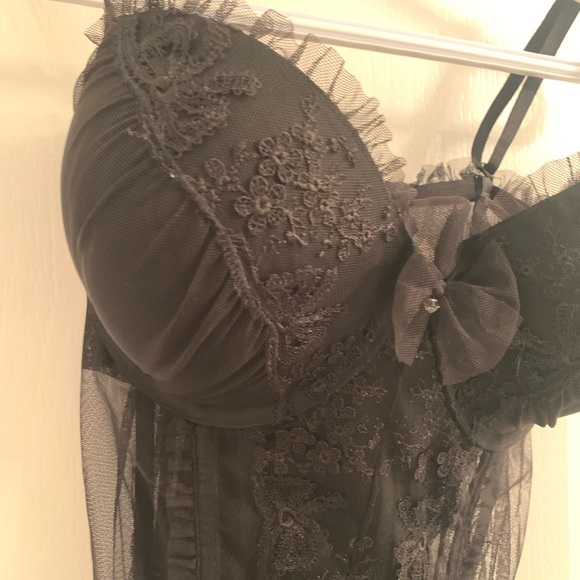 Victoria Secret Bridal Black Lingerie and matching skirt brand new condition - Picture 4 of 16